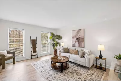 110 N Bluff, Alpharetta, GA 30004 - Photo 3