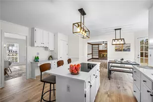 110 N Bluff, Alpharetta, GA 30004 - Photo 13