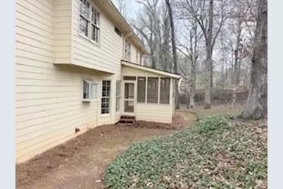 110 N Bluff, Alpharetta, GA 30004 - Photo 57