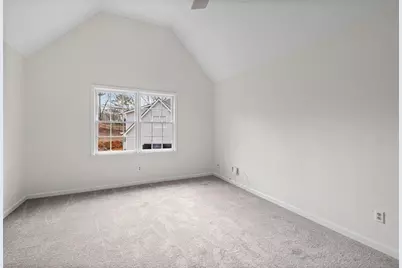 110 N Bluff, Alpharetta, GA 30004 - Photo 21