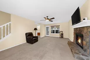 900 Willow Springs Ct, Loganville, GA 30052 - Photo 3