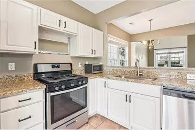 1726 Taynton Circle NW, Kennesaw, GA 30152 - Photo 11