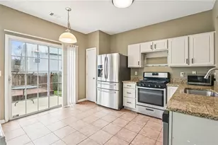 1726 Taynton Circle NW, Kennesaw, GA 30152 - Photo 5