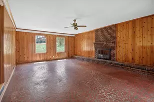 2569 Skylane Dr, Marietta, GA 30062 - Photo 5