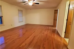 2220 Sunny Hill Rd, Lawrenceville, GA 30043 - Photo 7