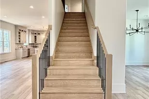 270 Crosstree Ln, Atlanta, GA 30328 - Photo 11