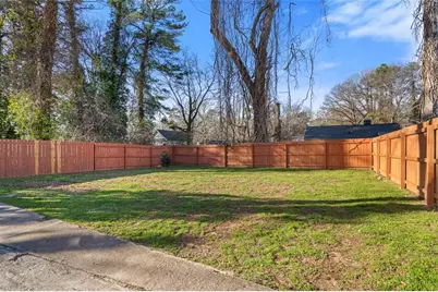 1387 Avon Avenue SW, Atlanta, GA 30310 - Photo 31