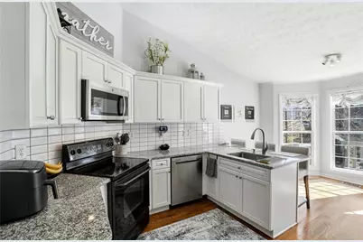 225 Dunagan Dr, Lawrenceville, GA 30045 - Photo 11