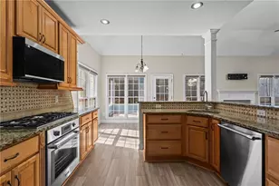 3030 Northcliff Dr, Suwanee, GA 30024 - Photo 7