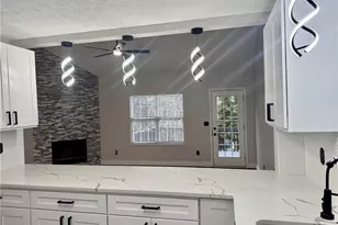 3393 Madison Farm Way, Snellville, GA 30039 - Photo 5