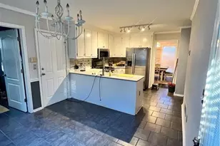 1004 Crown River Pkwy, McDonough, GA 30252 - Photo 3