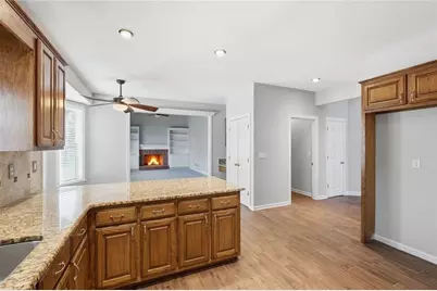 1044 Slash Pine Way, Lawrenceville, GA 30043 - Photo 17