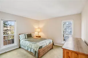 307 Granville Ct, Atlanta, GA 30328 - Photo 17