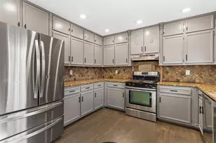 331 Freshman Dr, Lawrenceville, GA 30044 - Photo 15