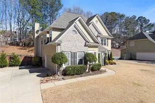 3713 Golden Ive Dr, Buford, GA 30519 - Photo 3