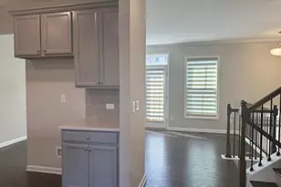 381 Northaven Ave, Suwanee, GA 30024 - Photo 9