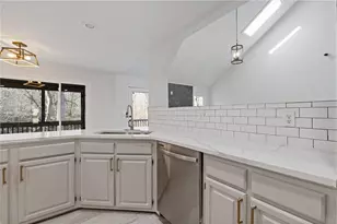 4732 Walnut Bend Dr, Gainesville, GA 30507 - Photo 17