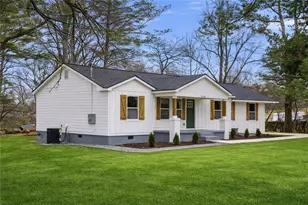 3278 Fowler Dr, Marietta, GA 30066 - Photo 3