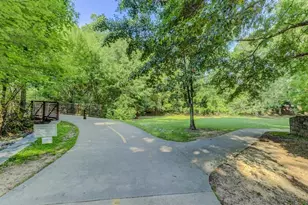 1819 Greystone Rd NW, Atlanta, GA 30318 - Photo 41