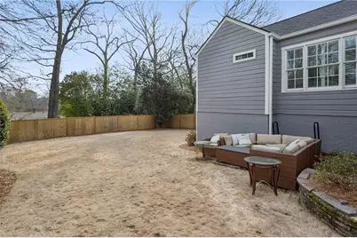 1819 Greystone Road NW, Atlanta, GA 30318 - Photo 37