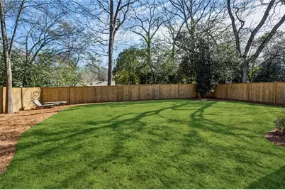 1819 Greystone Road NW, Atlanta, GA 30318 - Photo 33