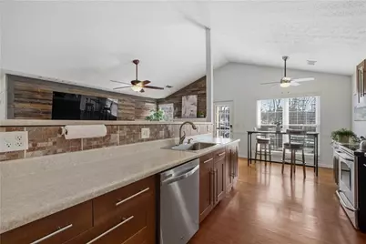 2925 Landington Way, Duluth, GA 30096 - Photo 17