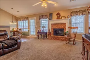 3385 Stoneleigh Run Dr, Buford, GA 30519 - Photo 15