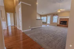 3385 Stoneleigh Run Dr, Buford, GA 30519 - Photo 5