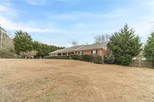 2128 Pinehurst Ln, Snellville, GA 30078 - Photo 23