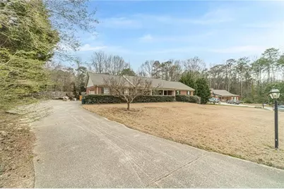 2128 Pinehurst Lane, Snellville, GA 30078 - Photo 25