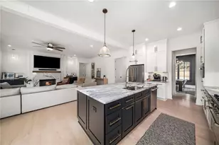 1941 Royal Ct, Atlanta, GA 30341 - Photo 17