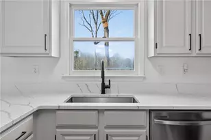 511 Lakeside Dr, Hiram, GA 30141 - Photo 19