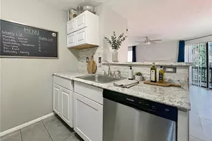 6379 Wedgeview Ct, Tucker, GA 30084 - Photo 5