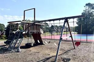 4063 Sweetwater Pkwy, Ellenwood, GA 30294 - Photo 3