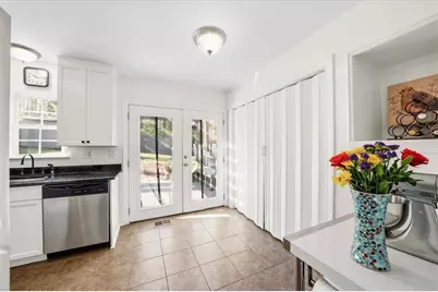 1211 Argonne Way NE, Atlanta, GA 30324 - Photo 9