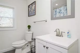 1645 Evans Dr SW, Atlanta, GA 30310 - Photo 9