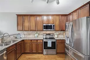 3015 Windcrest Ct, Alpharetta, GA 30022 - Photo 5