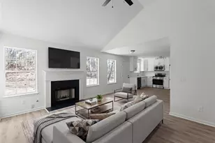 2203 Hidden Creek Dr, Decatur, GA 30035 - Photo 5