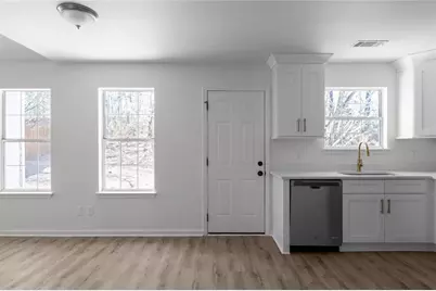 2203 Hidden Creek Drive, Decatur, GA 30035 - Photo 7