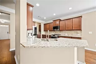 20 Belmore Manor Dr, Suwanee, GA 30024 - Photo 13