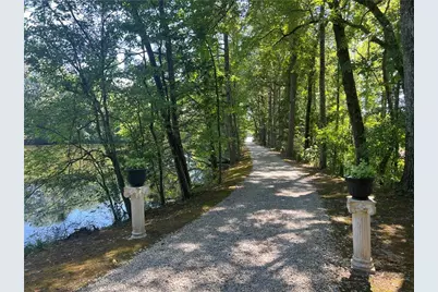 1535 Rogers Lake Road, Lithonia, GA 30058 - Photo 21