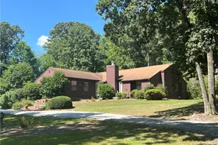 1535 Rogers Lake Rd, Lithonia, GA 30058 - Photo 9