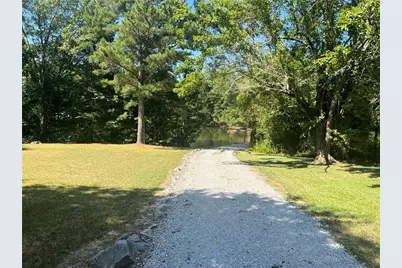 1535 Rogers Lake Road, Lithonia, GA 30058 - Photo 29