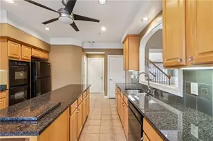 125 Westchester Dr SE, Smyrna, GA 30082 - Photo 9