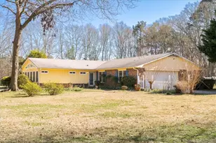 137 Meadow Wood Ln, Monroe, GA 30656 - Photo 3
