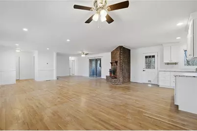 1460 Hillcrest Drive, Sugar Hill, GA 30518 - Photo 9