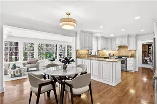 350 Spindle Ct, Sandy Springs, GA 30350 - Photo 9