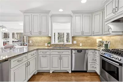 350 Spindle Court, Sandy Springs, GA 30350 - Photo 11