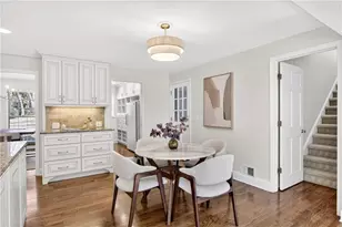 350 Spindle Ct, Sandy Springs, GA 30350 - Photo 15