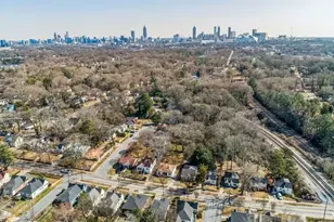 70 Chappell Rd NW, Atlanta, GA 30314 - Photo 9